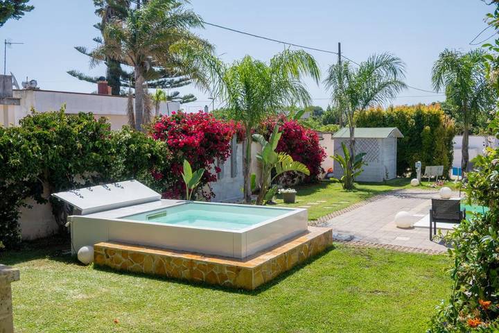 Chambre d’hôte pour 2 personnes, avec Terrasse et Jacuzzi ainsi que Jardin et Piscine à Roca Vecchia - 4