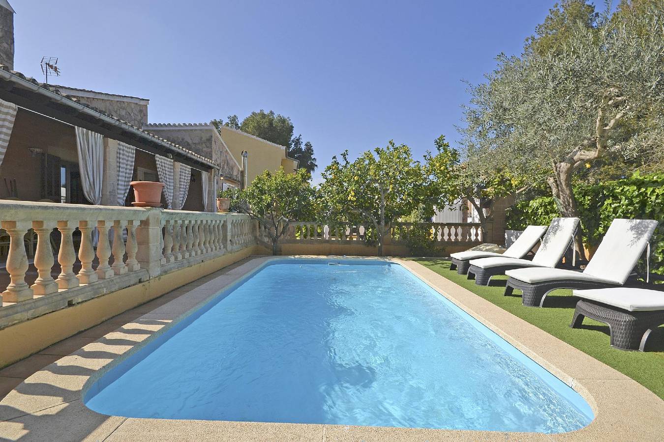 Klimatisiertes Apartment mit privatem Pool und Terrasse in Bonaire, Alcúdia