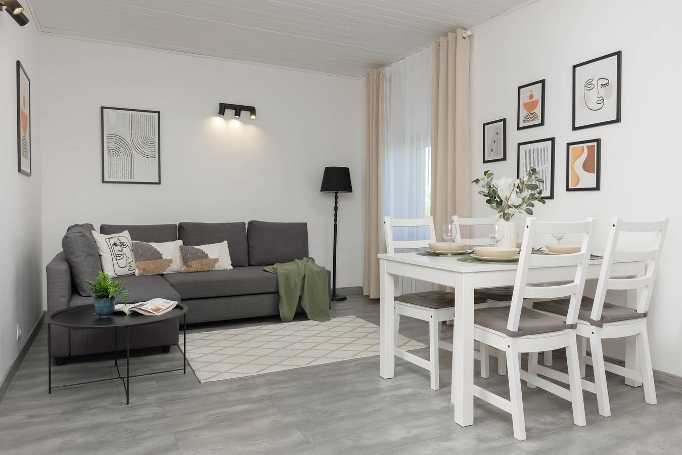 Ganze Wohnung, Spacious Apartment in Zoliborz | Terrace and Workspace in Żoliborz, Warschau