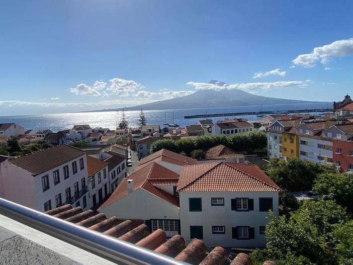 Location de vacances pour 4 personnes, avec terrasse à Horta - 3
