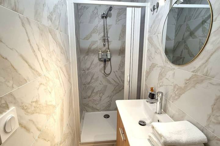 Ganze Wohnung, New Renovated Apartment in Rive-de-Gier, Regionaler Naturpark Pilat