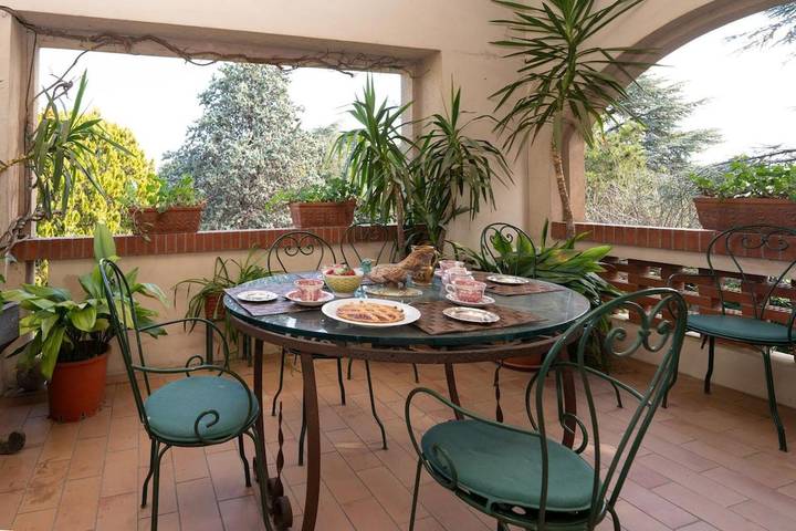 Villa per 6 persone, con Balcone e Terrazza nonché Giardino e Piscina a Civitanova Marche