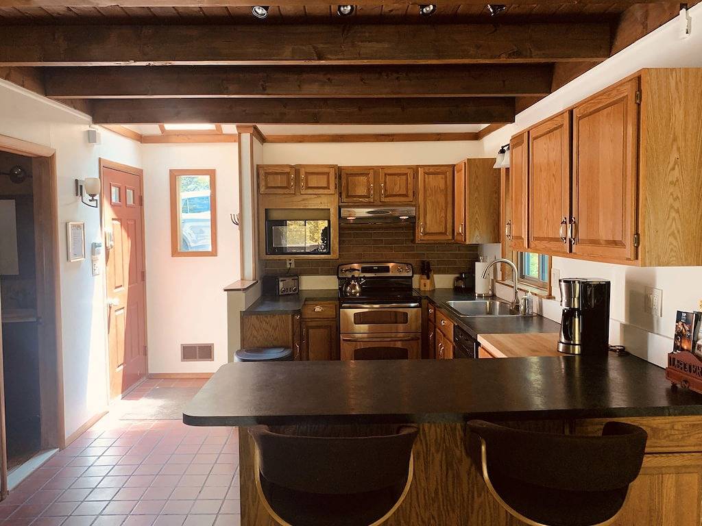 Riesige 3000sqf Creek Front - 8 Personen Whirlpool, Feuerstelle / Terrasse, Ski Hill in Saw Creek, Pike County