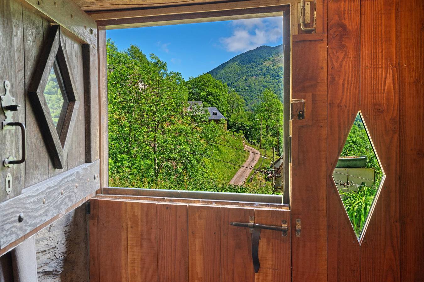 Chalet La Grange d'Arlette mit Bergblick in Sentein, Parc naturel régional des Pyrénées ariégeoises