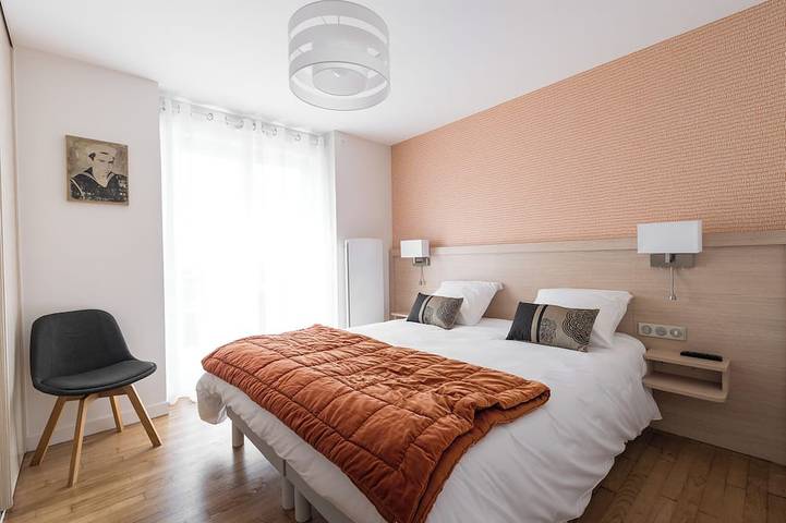 Location de vacances pour 8 personnes, avec jardin, animaux acceptés dans Plage Penhors Pouldreuzic - 2