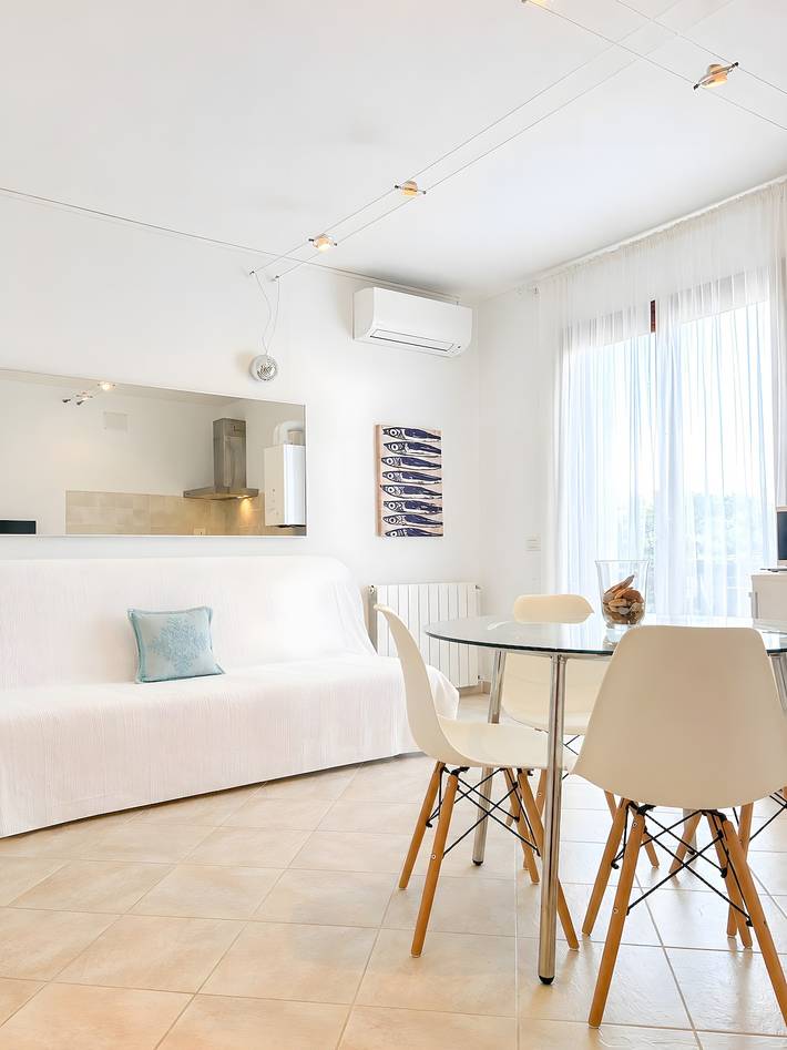 Entire apartment, Vacation Apartment "A 101 Puntavilla Mare" with Pool in Parco Nazionale dell'Arcipelago di La Maddalena, La Maddalena