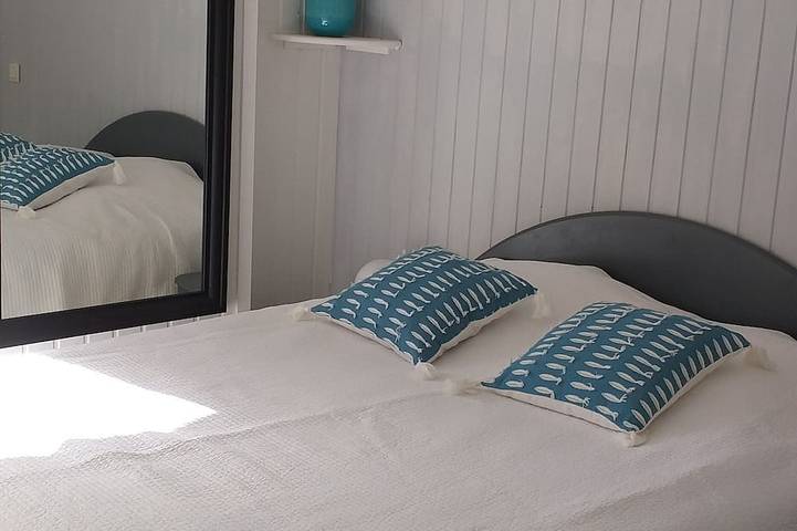 Chalet mit atemberaubendem Meerblick 5 km von St Tropez in Gassin, Mittelmeerküste (Frankreich)