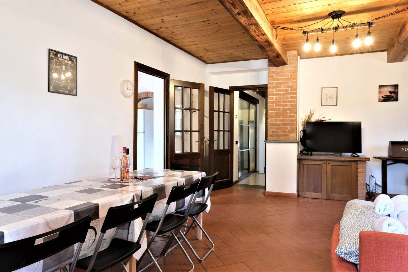 Entire apartment, Wine Apartments Florence La Botte in Scandicci, Florence Province
