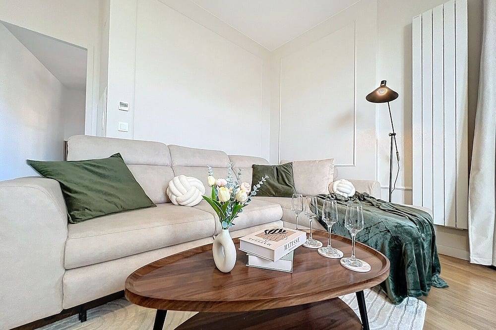 Apartamento entero, Le Patio'nnement, Troyes Centre, Proche Gare, Parking Privé in Troyes, Aube (desambiguación)