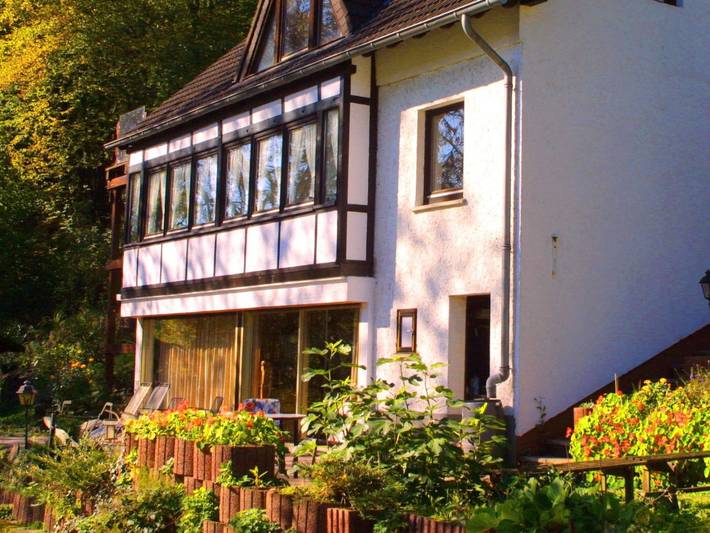 Ferienwohnung für 4 Personen, mit Terrasse und Garten in Waldbreitbach