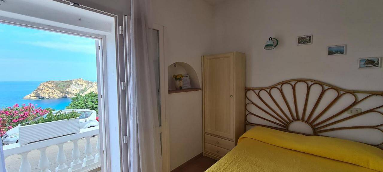 Turistcasa - b&b Casa d'amare in Ponza, Lazio