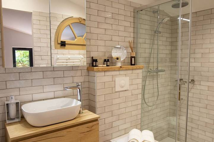 Location de vacances pour 6 personnes, avec jardin à Antisanti - 3