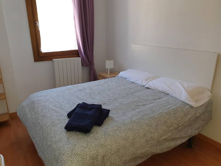 Ganze Wohnung, Geräumige 2-Zimmer-Wohnung mit Parkplatz in Villanúa in Villanúa, Aragonesische Pyrenäen