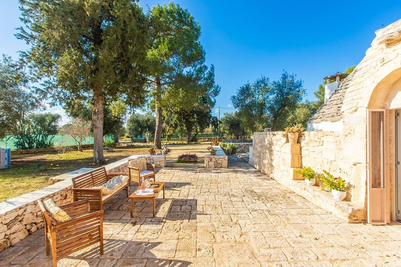 Trullo mit baby pool - internet Starlink in Latiano, Salento
