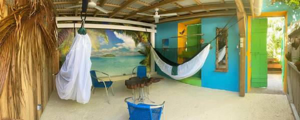 Tente pour 4 personnes, avec terrasse et jardin en Guadeloupe
