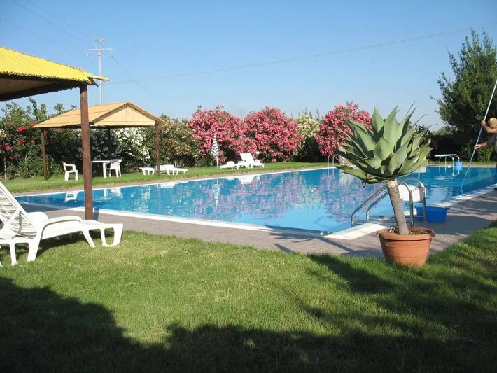 Stanza per 2 persone, con giardino e terrazza nonché piscina - 1