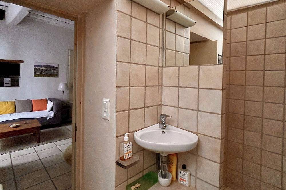 Appartamento intero, Bonifacio Haute-Ville: grande studio ristrutturato del 14 ° secolo, aria condizionata, Wifi in Bonifacio Corsica, Sartène e dintorni