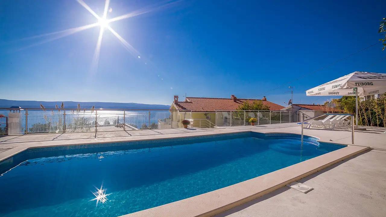 Ganze Ferienwohnung, Ferienwohnung für 3 Personen (35 m²) in Lokva Rogoznica in Lokva Rogoznica, Omis-Riviera