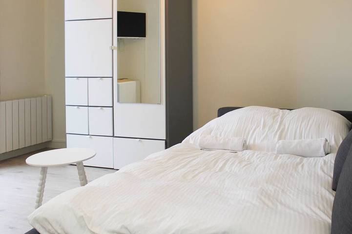 Appartement entier, Studio lumineux aux portes de Paris in Clichy, Hauts-de-Seine