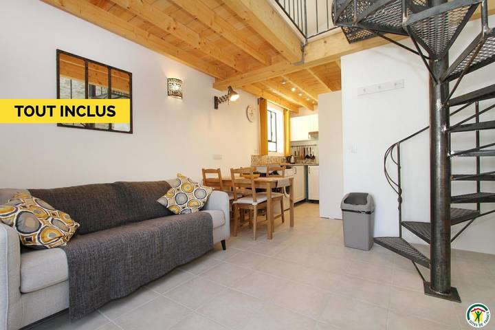 Gîte pour 2 personnes, avec piscine et jardin à Pont-de-Barret