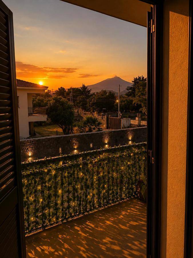Single Room with Private Bathroom in Mascalucia, Etna