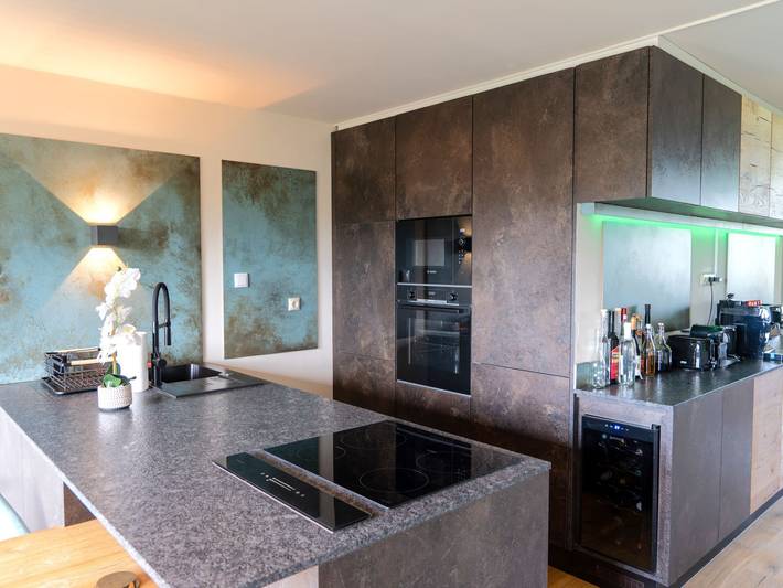 Ferienwohnung für 6 Personen, mit Seeblick und Sauna sowie Terrasse und Garten im Salzkammergut