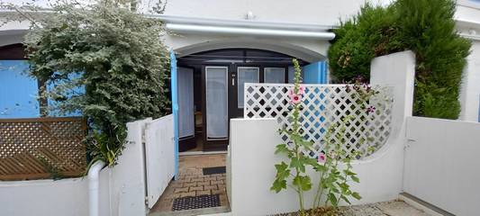 Gîte pour 2 personnes, avec piscine et terrasse à Saint-Palais-sur-Mer