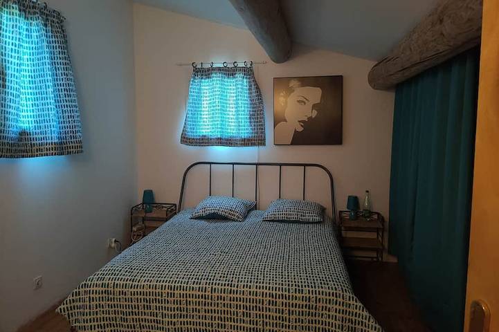 Location de vacances pour 8 personnes, avec Jacuzzi et Terrasse à Monoblet - 3