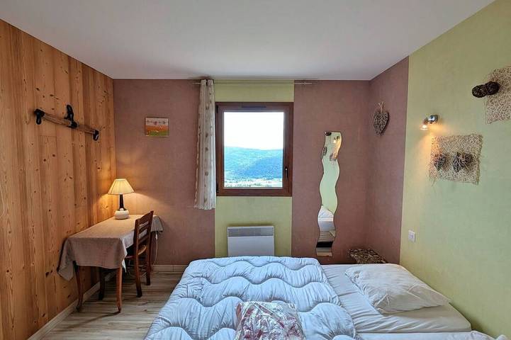 Geräumiges modernes Ferienhaus, 8 Pers, private Terrasse, Haustiere erlaubt, Wlan in Vagney, Regionaler Naturpark Belchen der Vogesen