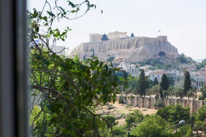 Entire apartment, Ma Maison Acropolis Mansion,3bdr Suite N°6,400Mbps in Central Section of Athens, Athens