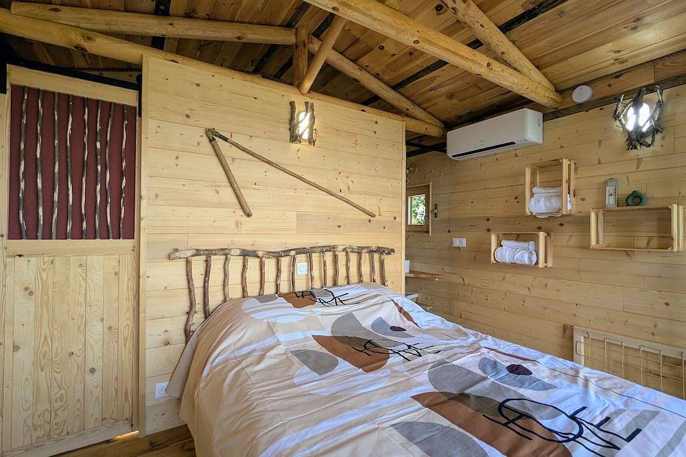 \"La cabane\", la roseraie de Zoubiroux in Saint-Paulien, Macizo Central