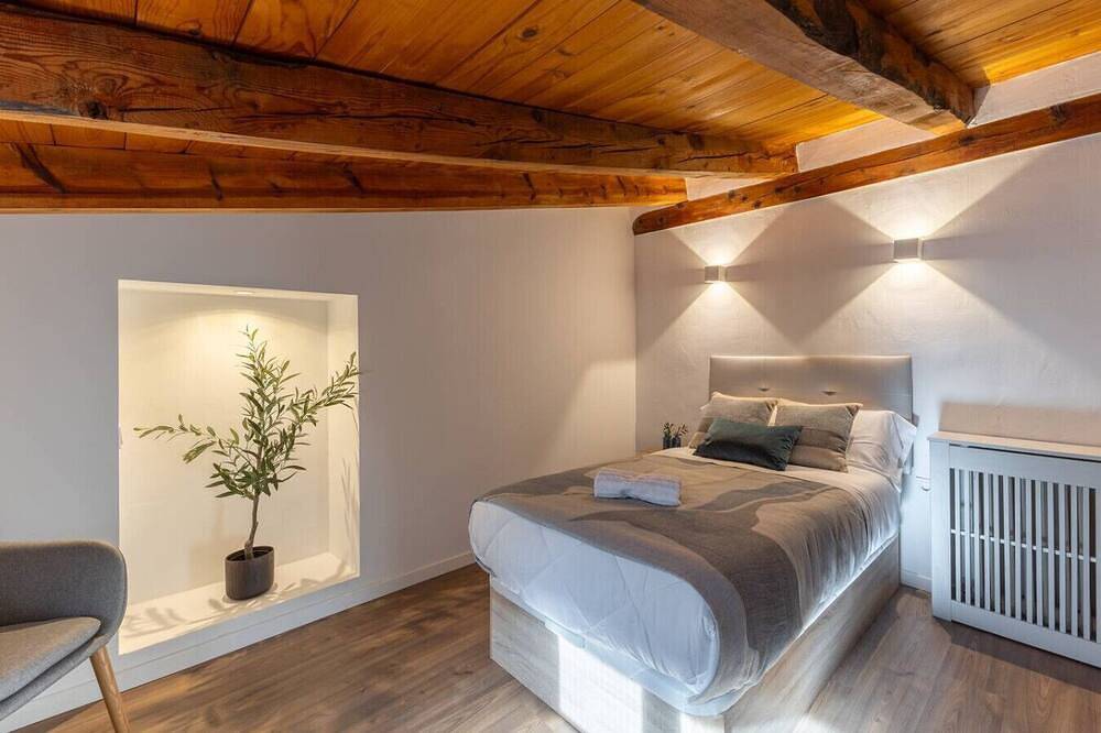 Mansion 35min Madrid|Cinema| Pool|Bbq| Car Charger in Guadalajara, La Alcarria