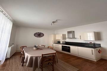 Gîte pour 5 personnes, avec terrasse et jardin, adapté aux familles à Bligny-sur-Ouche