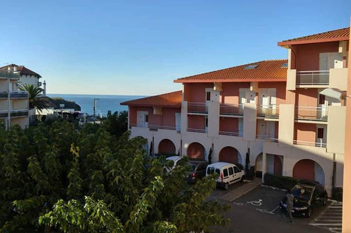 Gîte pour 4 personnes, avec balcon et piscine dans Plage Chambre d'Amour - 4