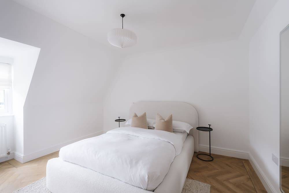 Maison-en Ville-Salle de bain privée-Balcon-Glebe Road in Chelmsford, Essex