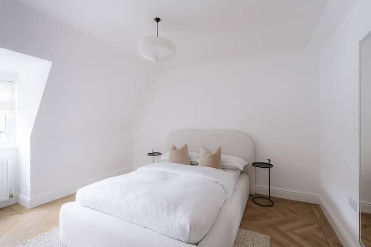 Maison-en Ville-Salle de bain privée-Balcon-Glebe Road in Chelmsford, Essex