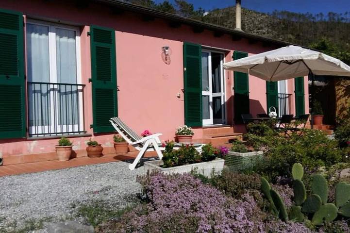 Casa vacanza per 4 persone, con giardino e terrazza - 1