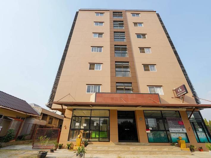 Appart’hôtel pour 2 personnes, avec terrasse ainsi que jardin et vue