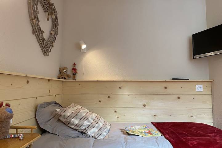 Appartement entier, T3 duplex rénové superbe vue montagne vallée, proche de tout, wifi et parking in Cauterets, Parc national des Pyrénées