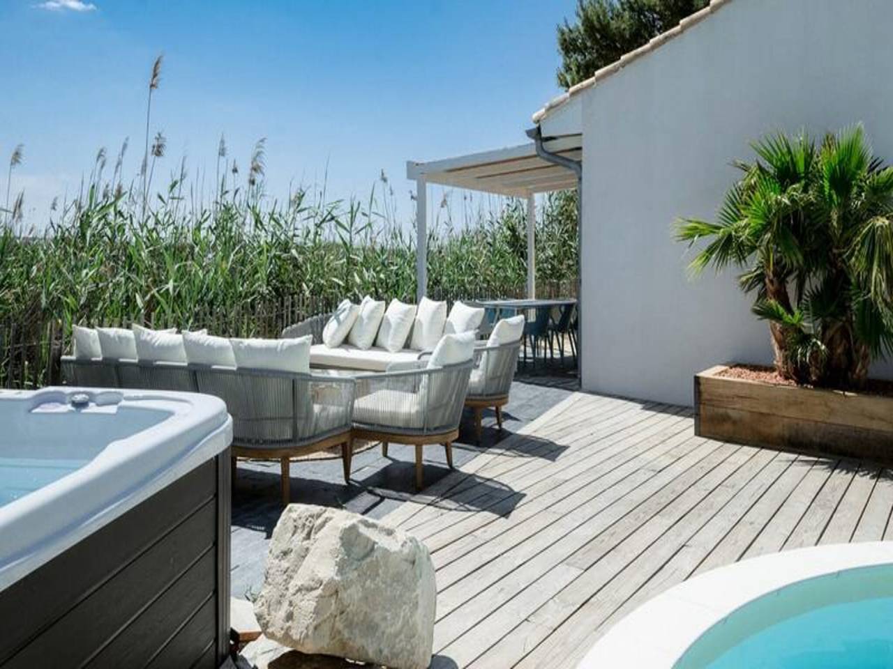 Appartement entier, Villa à Aigues-Mortes avec Piscine & Vue in Aigues-Mortes, Côte d'Améthyste