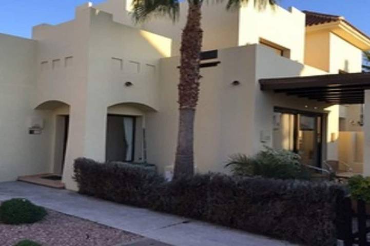 Villa for 6 personer, med badebasseng og hage, dyr tillatt - 1