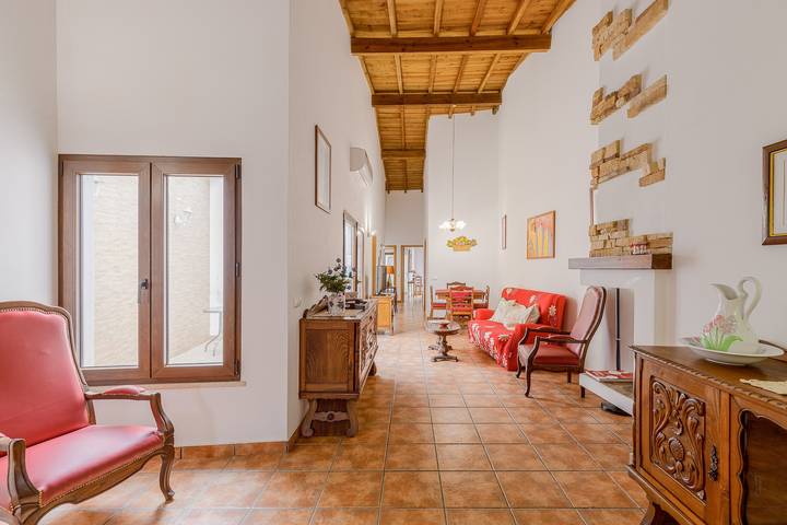 Casa de férias Casa do Castelo com A/C, Terraço & Jardim in Distrito de Évora