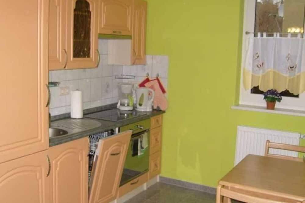 Ganze Wohnung, Ferienwohnung Buntspecht - Ferienhaus Jägerswalde in Güstrow, Mecklenburgische Seenplatte