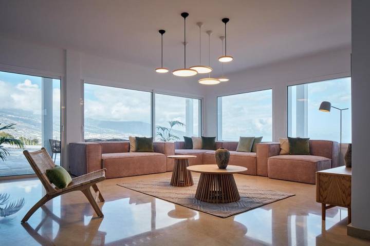 Chalet para 14 personas, con jardín y vistas además de sauna y piscina, Se admiten mascotas en Valle de la Orotava - 3