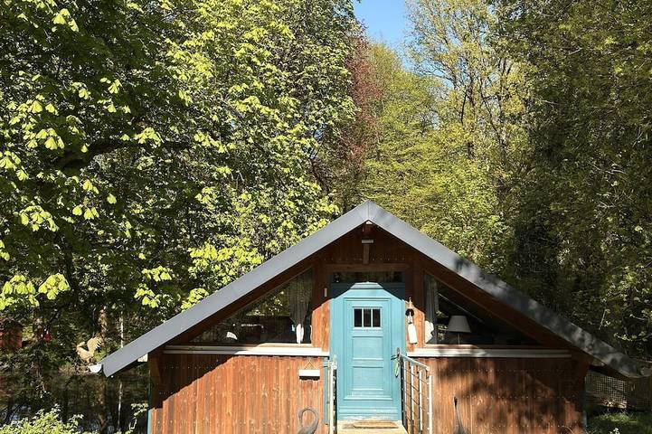 Blockhütte für 4 Personen, mit Terrasse und Garten