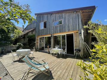 Gîte pour 15 personnes, avec jardin et terrasse, animaux acceptés à Clairvaux-les-Lacs