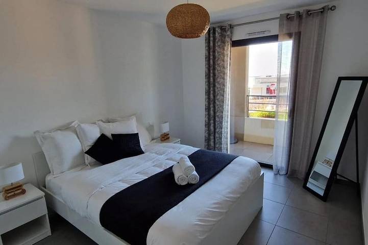 Appartement entier, T2 Fronte Di Mare – Appartement de standing en front de mer, centre de Propriano in Propriano, Arrondissement de Sartène