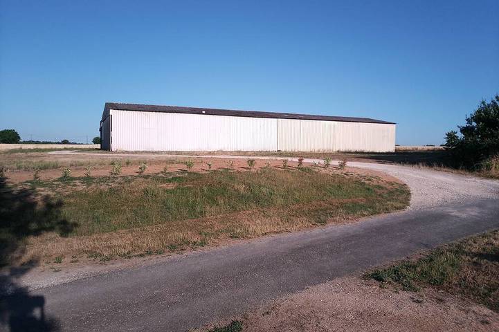 Location de vacances pour 2 personnes, animaux acceptés à Corme-Royal