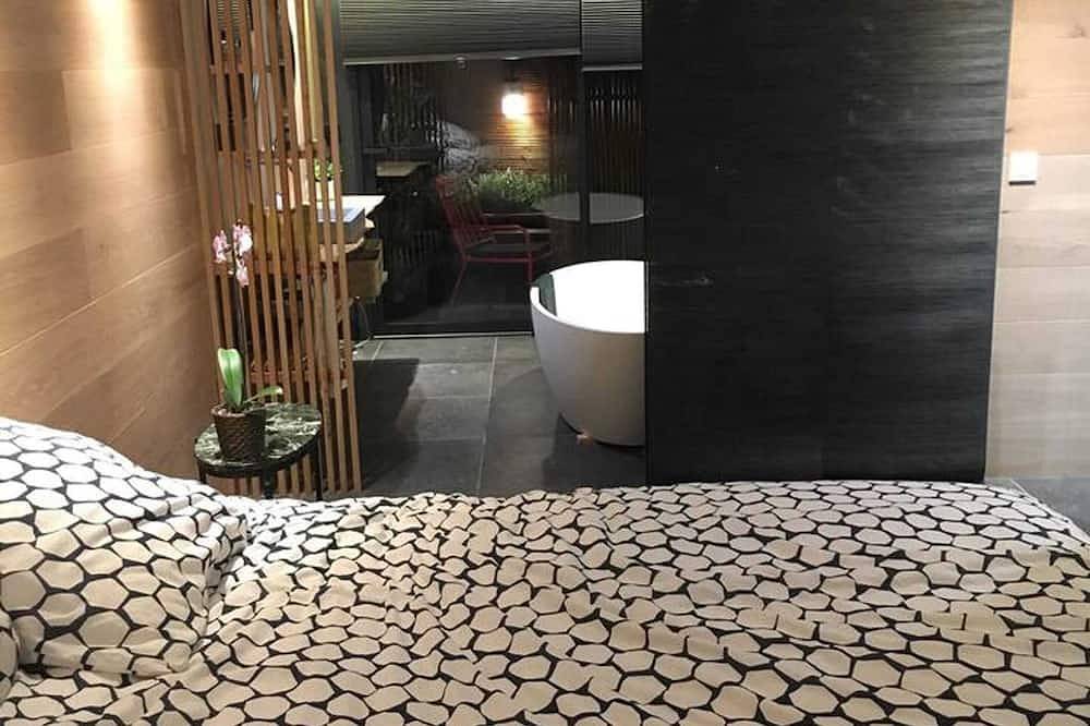 Homerez - House with Jacuzzi in Brunoy in Brunoy, Essonne