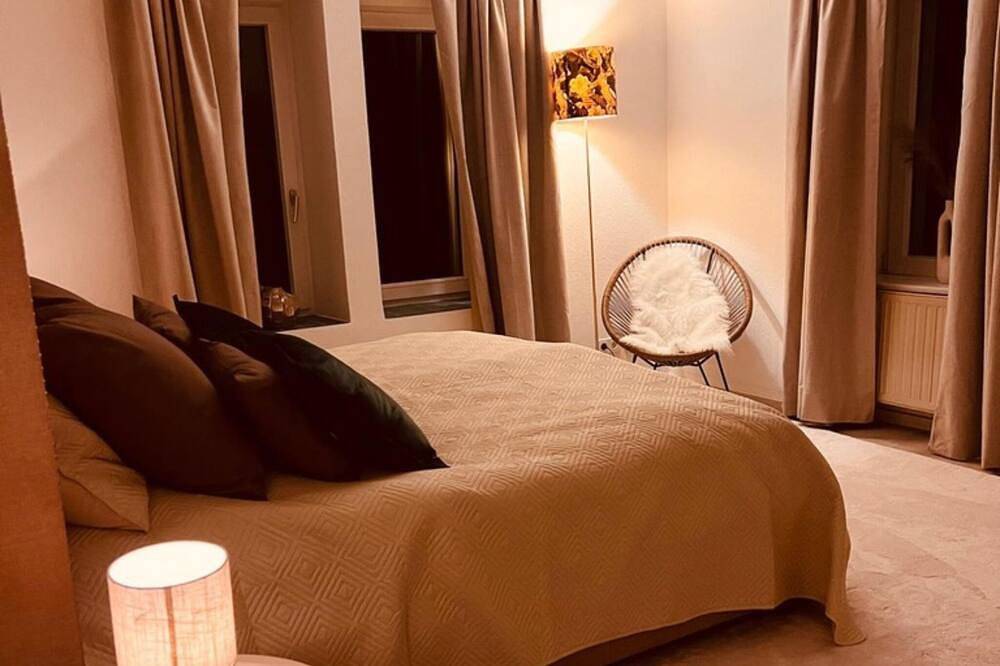 Appartement entier, Quiet apartment in villa in spa area with garden & terrace in Bad Kissingen, Rhön-Bayern